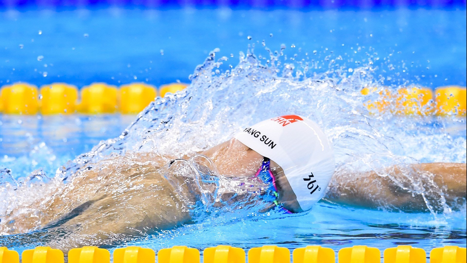 AYX体育-【悬念终揭晓】决赛中绝杀一击定乾坤，绝杀一红成绩